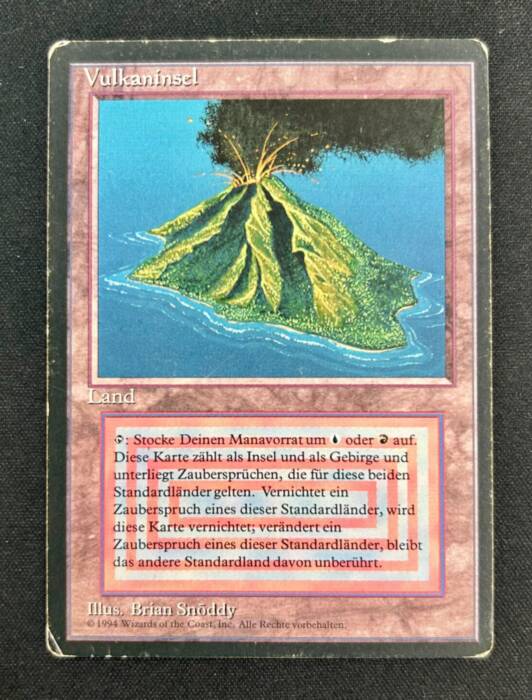 Volcanic Island (31998)