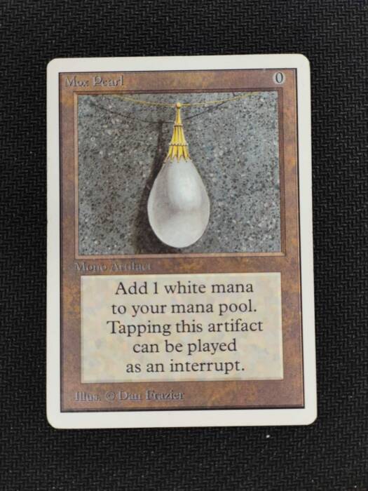 Mox Pearl (43841)